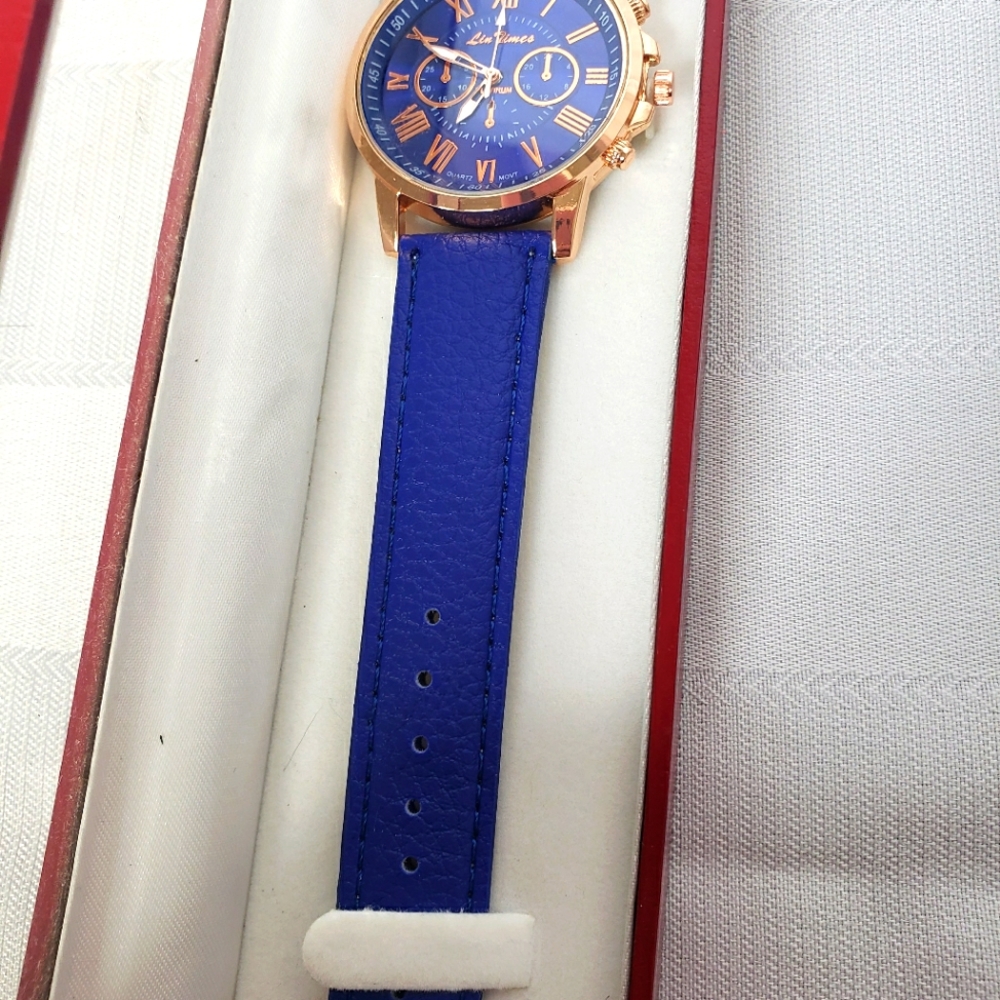 Watch - Picture 5 of 8